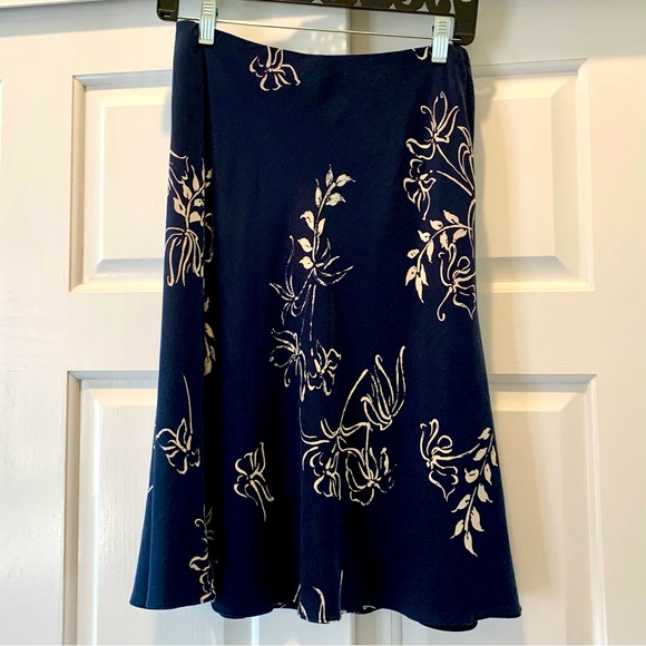 Ralph Lauren Petite 100% silk floral print skirt , size P/P. XS/S - Picture 3 of 5